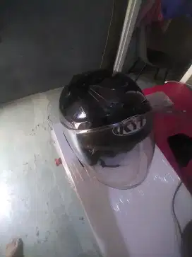 Helm Kyt second