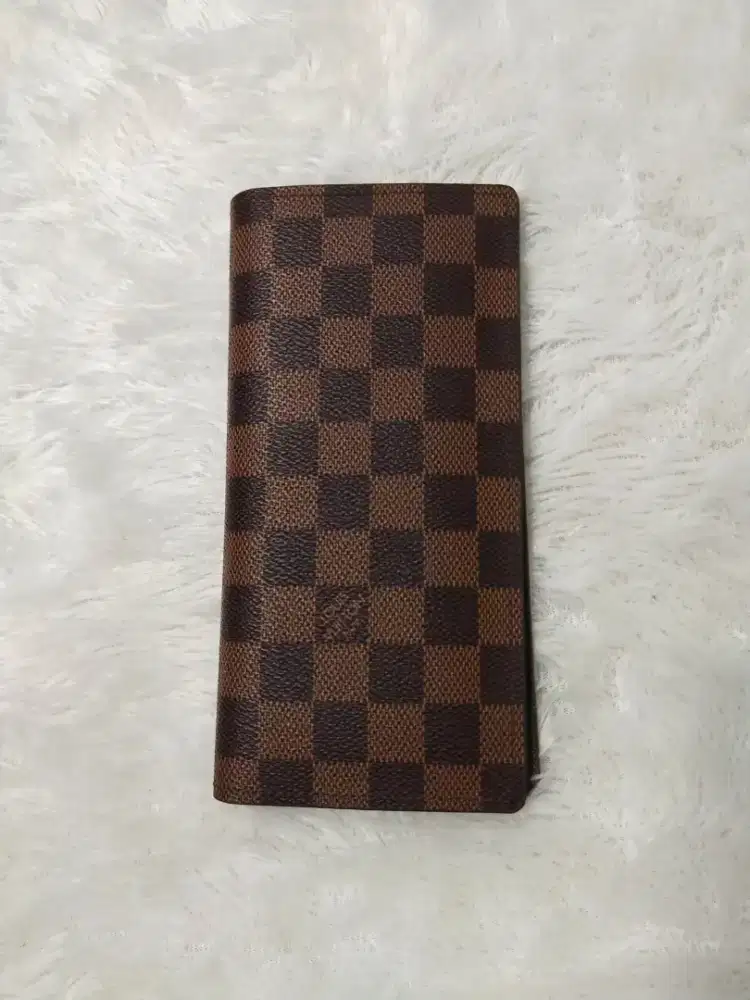 Luxury LOUIS VUITTON wallet paling elegan dan mewah banget