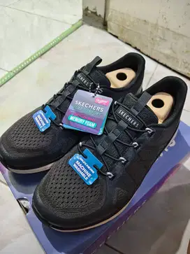 Sepatu Skechers