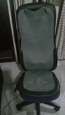 Kursi Pijat Kursi Terapi