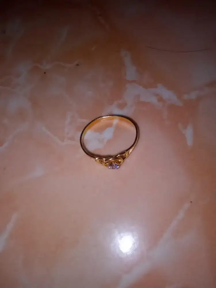 Perhiasan cincin emas anak