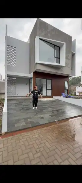 Rumah Megah Elegan Dago Bandung