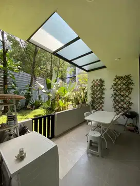 Rumah Cantik Siap Huni Nyaman Dalam Cluster Exclusive di Pondok Hijau