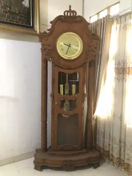 Jam Antik Kayu Jatik