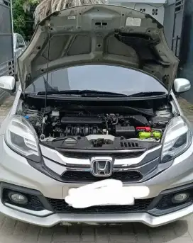 MOBILIO RS A/T 2015 (LIKE NEW)