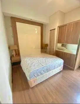 DISEWAKAN APARTEMEN TRILLIUM FULL FURNISHED 2 BR TUNJUNGAN PLAZA