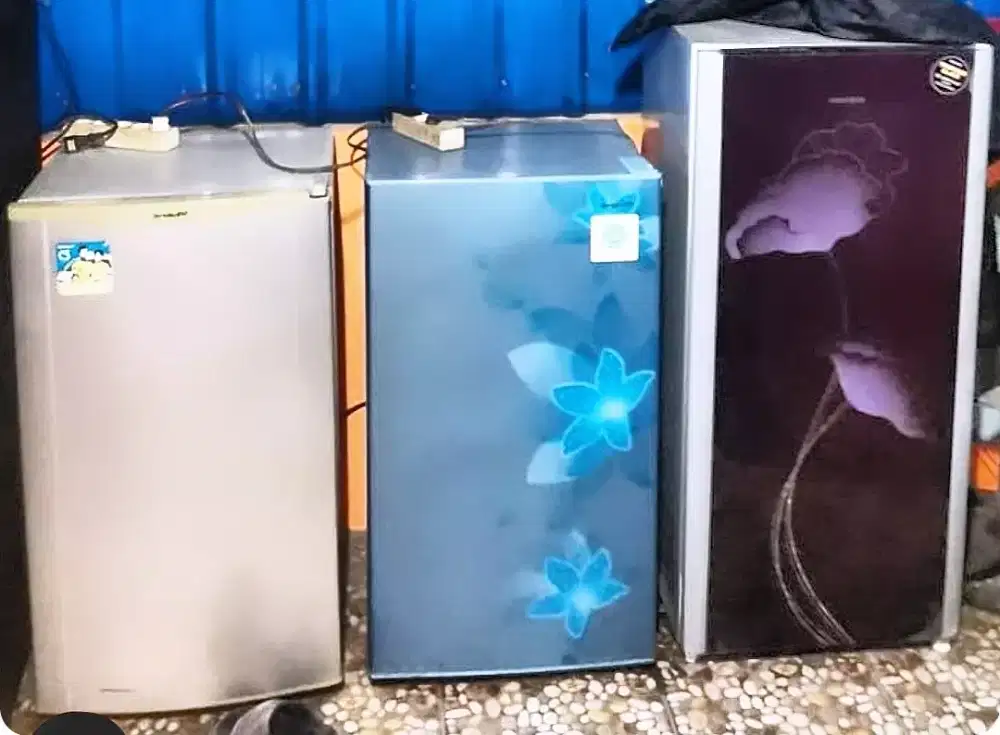 Kulkas 1 pintu polytron .