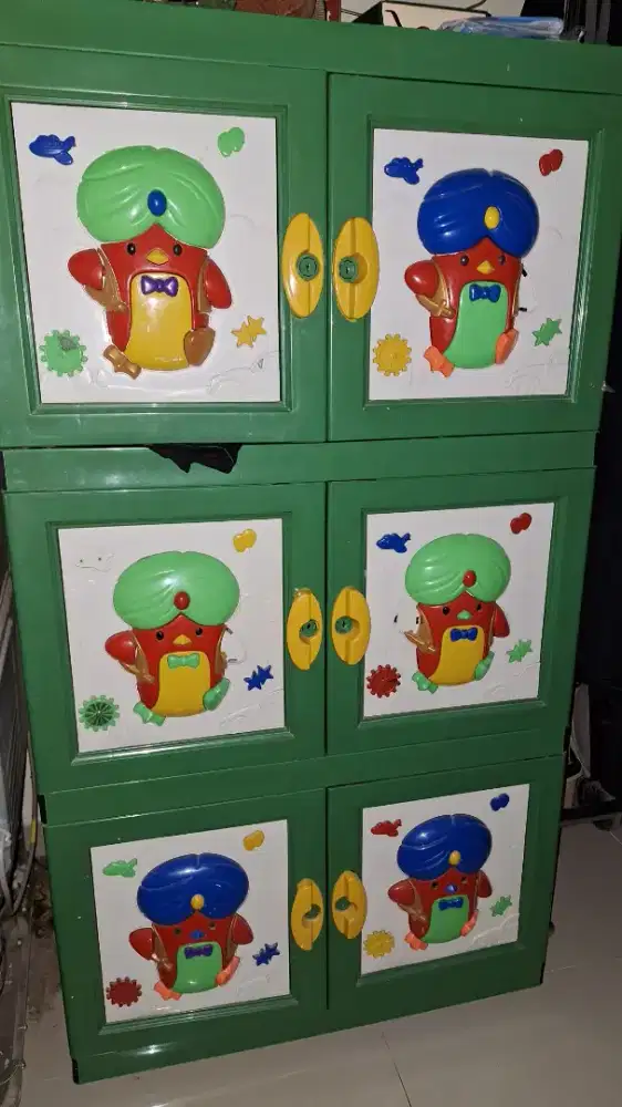 Lemari susun plastik