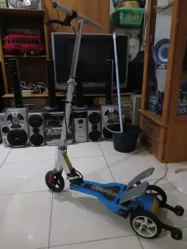 SEKUTER INJAK/GOWES