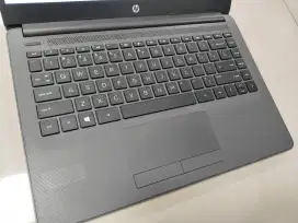 Dijual laptop Hp AMD RYZEN 5-5500U 12CPUs ram 16GB SSD 512GB WIN 11