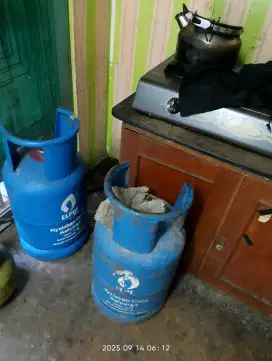 Tabung gas biru 12 kg