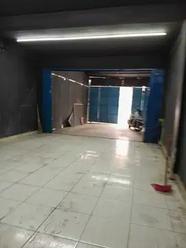 Ruko 2 Lantai Siap Pakai Lokasi Strategis di Aria Putra Ciputat
