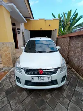 Suzuki Ertiga Gx 1.5/Manual transmisi Putih
