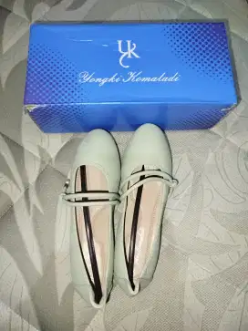 Flat Shoes Yongki Komaladi new DEPOK
