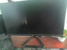 Monitor Gaming Bekas