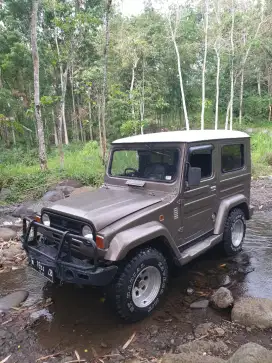Di jual Taff F50 4x4 ac,ps,cakram