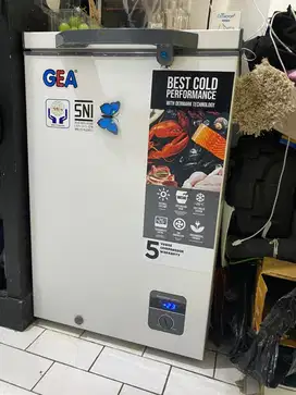 Gea chest freezer 100 liter