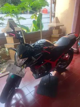 Honda CB150R 2018 – Jarang Pakai, Bonus Knalpot Racing!