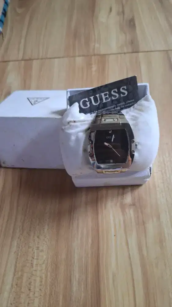 Jam tangan guess ori 100%