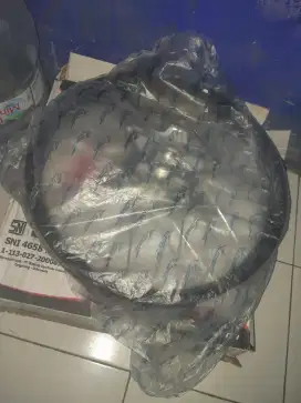 Di jual velg Cb 150r kondisi baru belum pernah di pake sama sekali