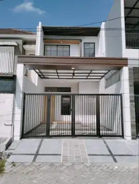RUMAH BARU DI JEMUR ANDAYANI DEKAT KAMPUS PETRA DAN AHMAD YANI