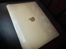 MacBook Air M1 2020 like new