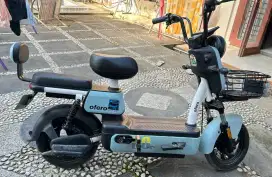 Sepeda Listrik merk ofero,jarak tempuh 10km