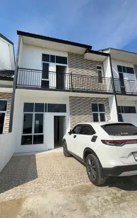Townhouse rumah 2 lantai