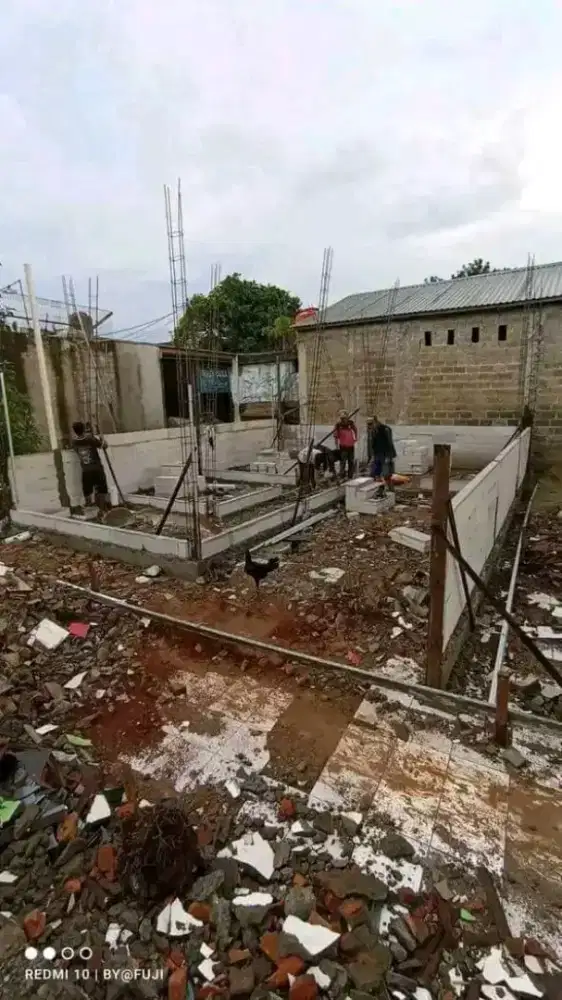 Perbaikan atap bocor,dak rembes,talang air,renovasi rumah