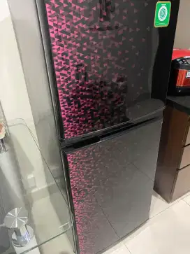 Kulkas Sharp b2 pintu