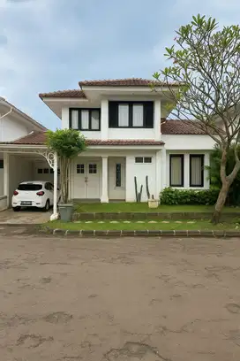 Dijual rumah siap huni dalam cluster di graha raya Bintaro
