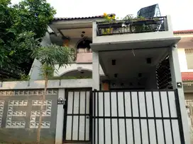 Rumah 2lt di Jl Kedoya Akasia II Kb Jeruk Jakarta Barat
