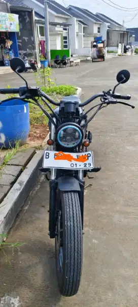 Jual Motor Custom Classic 150 CC