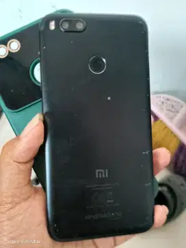 Xiaomi A1 (4/64gb) minus retak normal