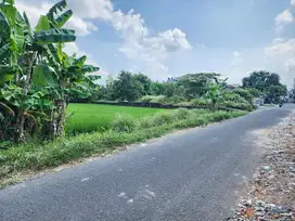 Dekat Stadion Maguwoharjo dan UPN, Kavling Tepi Jalan-SHMP