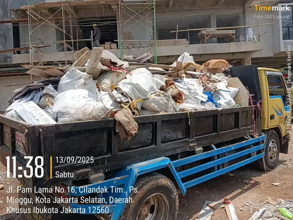 Jasa buang puing dan sampah