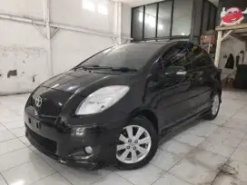 TOYOTA YARIS S LIMITED MATIC 2011 HITAM
