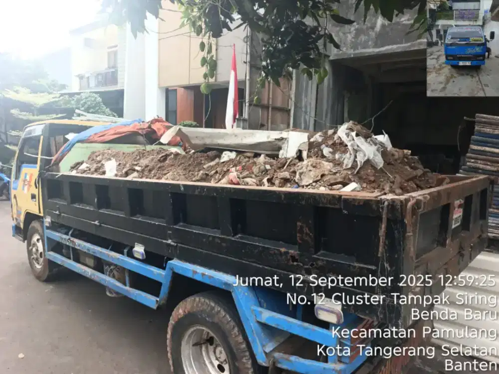 Jasa buang puing dan tanah galian
