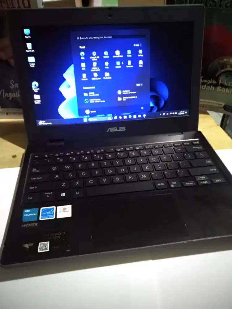 Murah,ringan N4500 / RAM 4 GB + SSD 128 GB