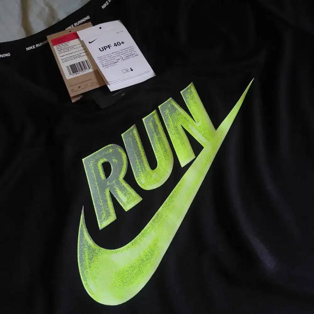 T-Shirt Nike Running