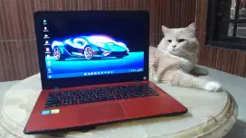 Laptop Asus X442 core i5 Ram 8GB ssd 256Gb Nvidia Geforce 930MX GEN 8