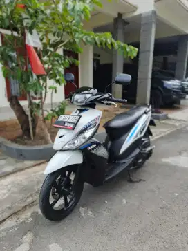 Yamaha mio J tahun 2014 bagus