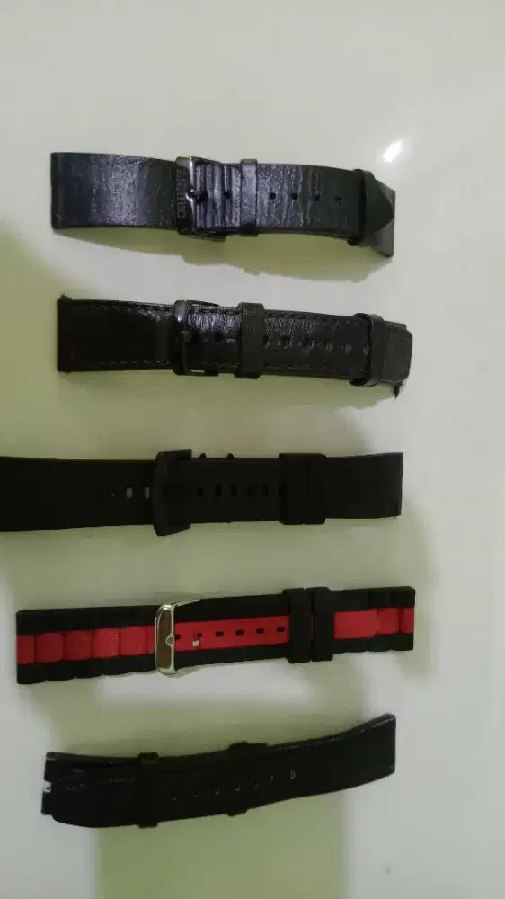 Dijual tali jam tangan 5 pasang rubber dan kulit sekaligus