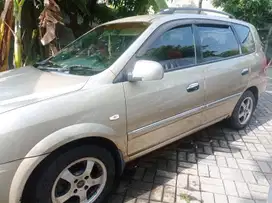 Kia Carens II 2004 Bensin