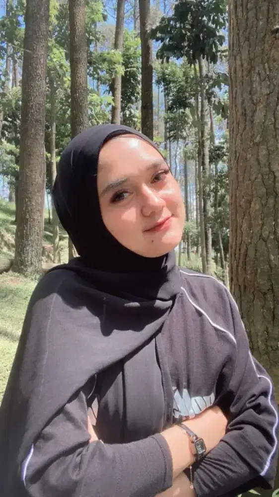 Cari pekerjaan yang HALAL. NON HALAL gausah chat, nyampah bos