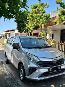 Sigra 1.0 D MT 2021