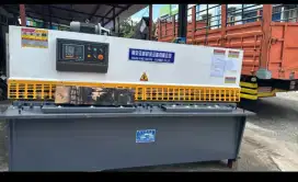 mesin potong plat 3200 x 6 mm