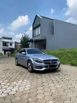 Mercedes Benz C200 2015 (C 200)