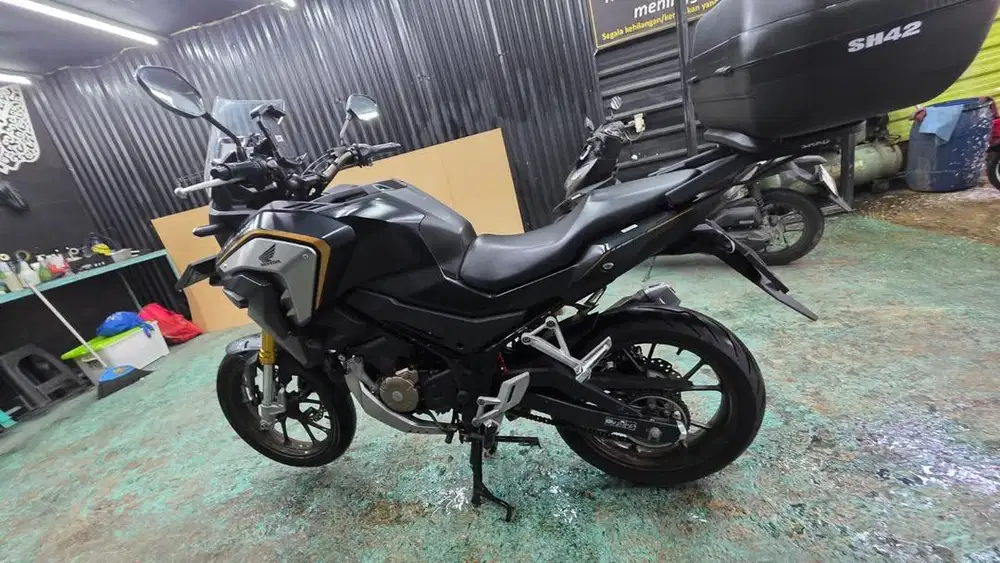 CB150x Black Matte Tahun 2023