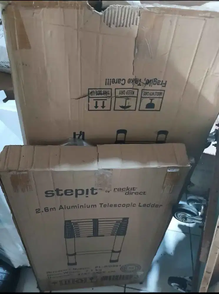 Tangga teleskopik 2,6m